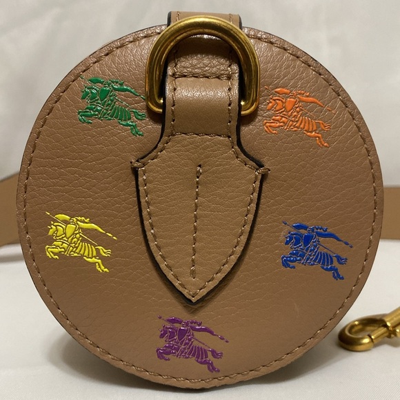 BURBERRY THE EKD LEATHER BARREL BAG IN NEUTRALS/MULTI - Picture 9 of 17